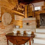 Medieval Tower With Views Of Sibillini Mountains Дом отдыха *