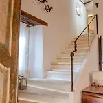 Medieval Tower With Views Of Sibillini Mountains * Magliano di Tenna