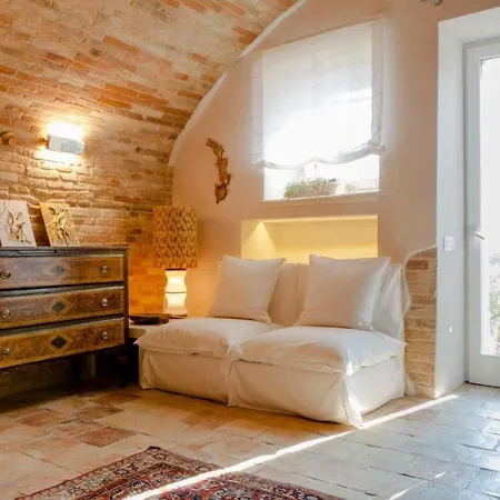 Tatil Evi Medieval Tower With Views Of Sibillini Mountains *