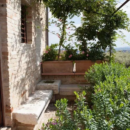 Tatil Evi Medieval Tower With Views Of Sibillini Mountains *